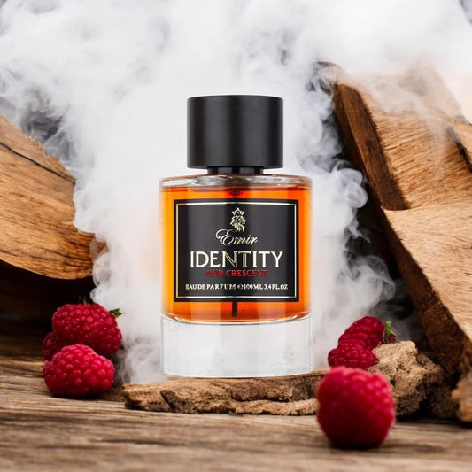 Identity Oud Crescent - Une Essence Boisée et Mystique